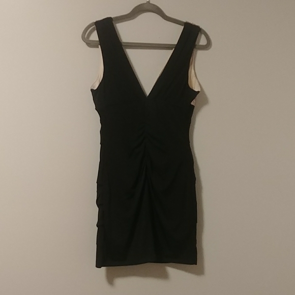 Mini dress with sequence - Picture 2 of 5